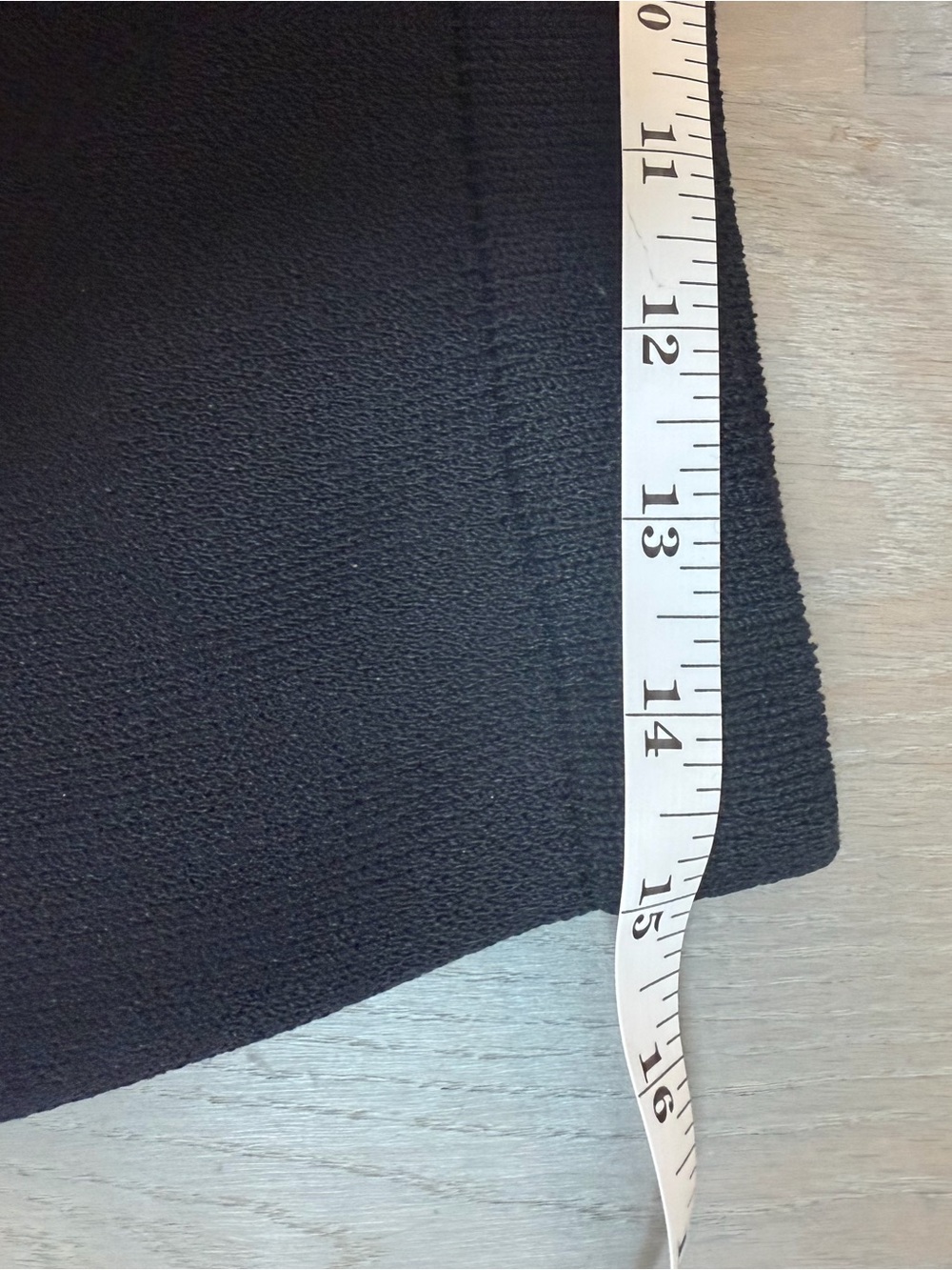 St. John Basics Black Knit Pull on Pencil Skirt, EUC, SZ 10 - Picture 4 of 11